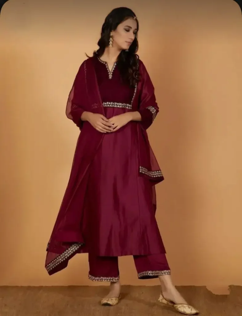 IMG_20231105_160111-1699180408130-786x1024 বলিউড কুইন পরিনীতি চোপড়ার মতো সুন্দর লং কুর্তি এবার দিওয়ালির ট্রেন্ডিং ড্রেস! দেখুন একবার: Diwali Trending Dresses 2023 In India